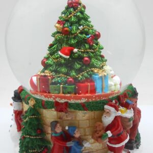Christmas Tree windup Music Water Globe